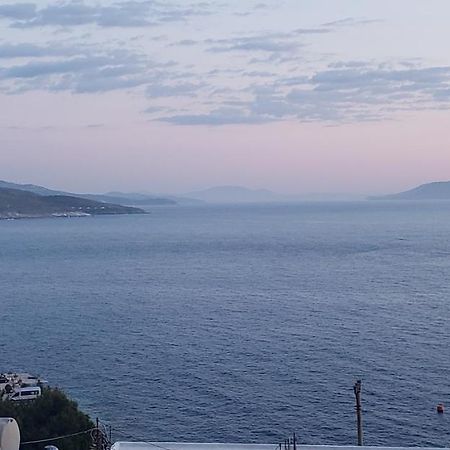 Sunsea Apartment Sarandë Esterno foto